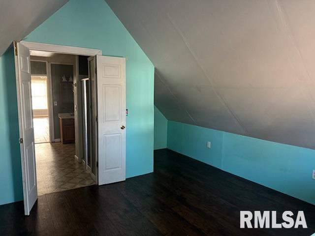 1513 Spruce Street Quincy, IL 62301 - Photo 9 of 16