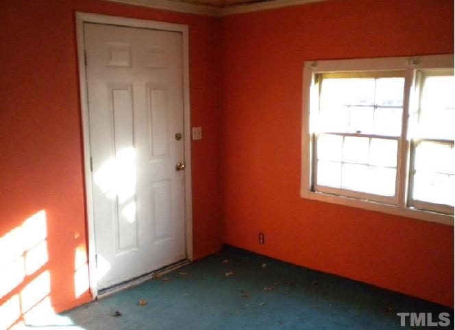 135 Gilbert Avenue Raleigh, NC 27603 - Photo 6 of 12