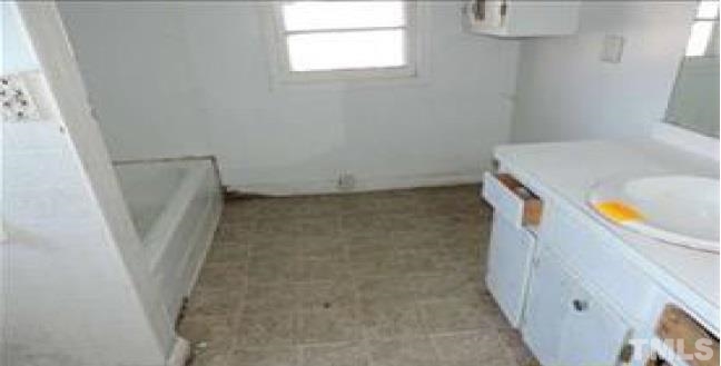 135 Gilbert Avenue Raleigh, NC 27603 - Photo 10 of 12