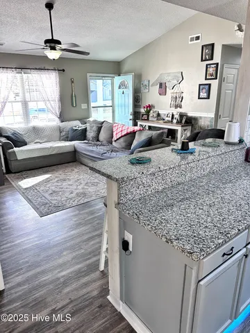 $279,500 | 114 Foxlair Drive, Hubert, NC 28539