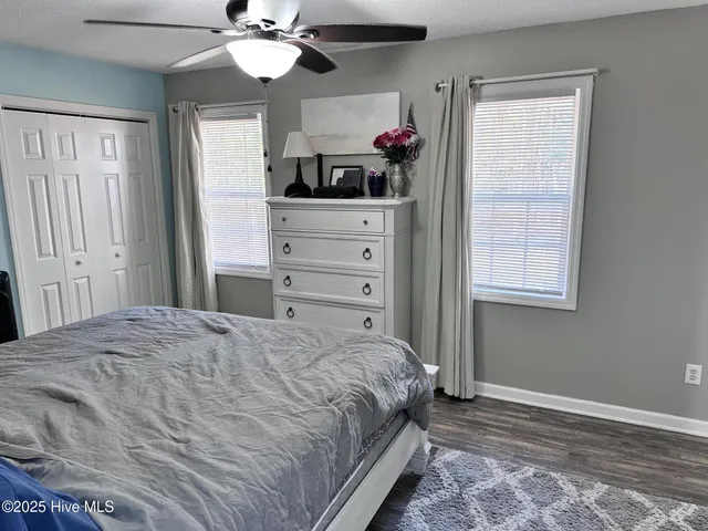 $279,500 | 114 Foxlair Drive, Hubert, NC 28539