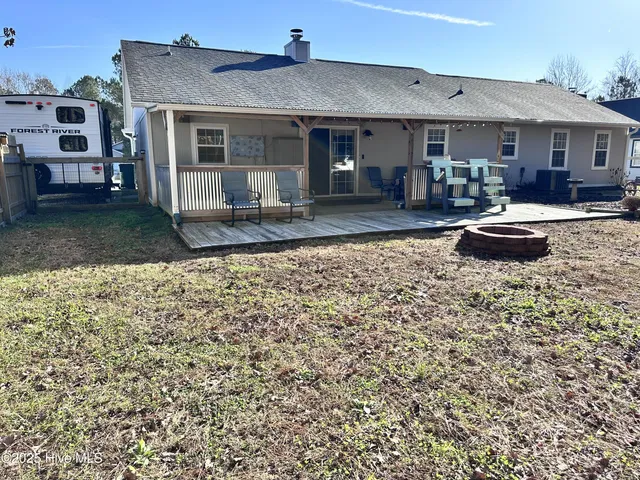 $279,500 | 114 Foxlair Drive, Hubert, NC 28539