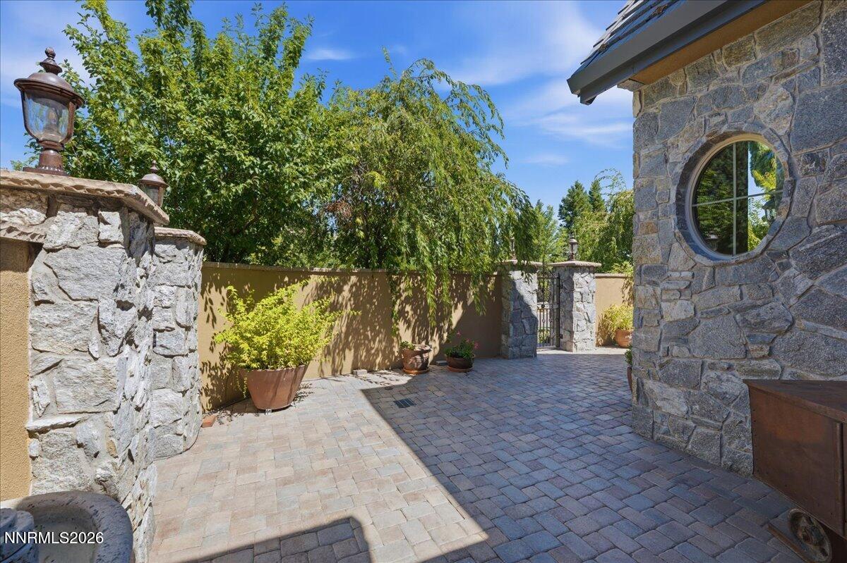 5960 Cartier Drive Reno, NV 89511 - Photo 6 of 62 06-DSC_9032