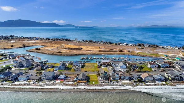 $349,000 | 42 Saltspring Drive, Ferndale, WA 98248