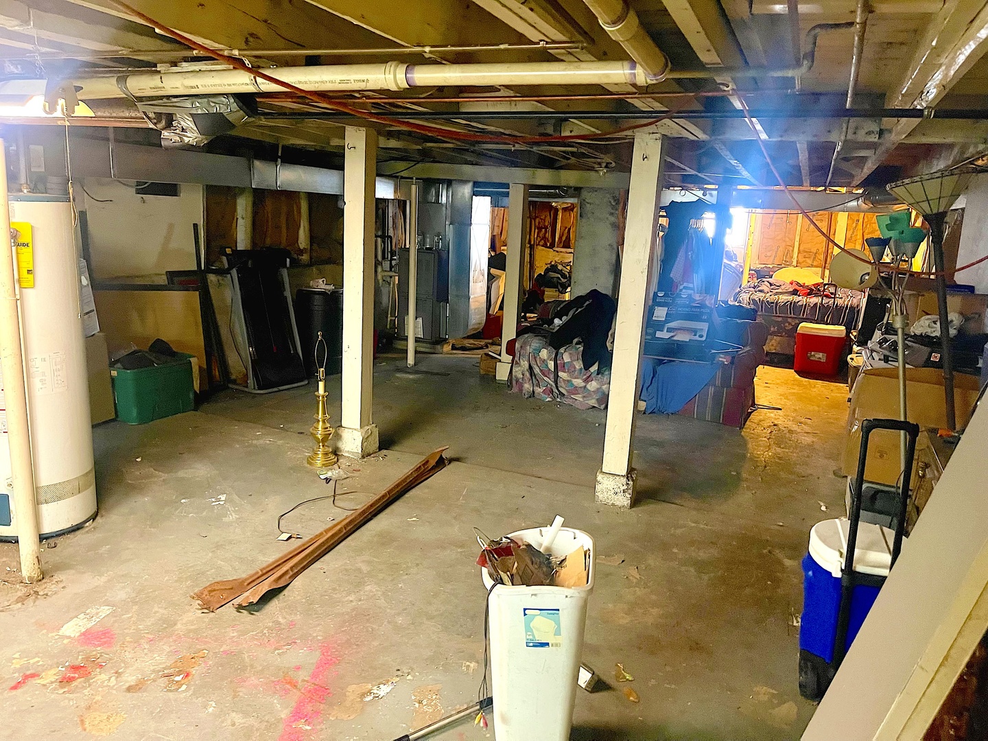 523 West 44th Street Chicago, IL 60609 - Photo 7 of 8 a view of a room with gym equipment