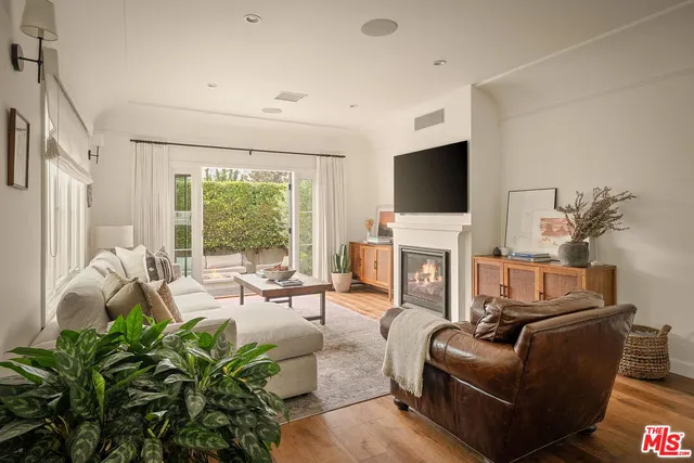 $1,998,000 | 3750 Boise Avenue, Los Angeles, CA 90066