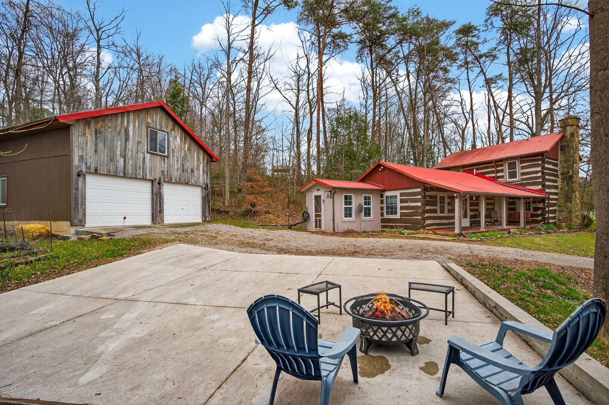 2261 Valley Chapel Road Jackson, OH 45640 - Photo 10 of 53 12. Front 11
