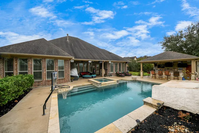 $863,000 | 17819 Country Cove Court, Cypress, TX 77433