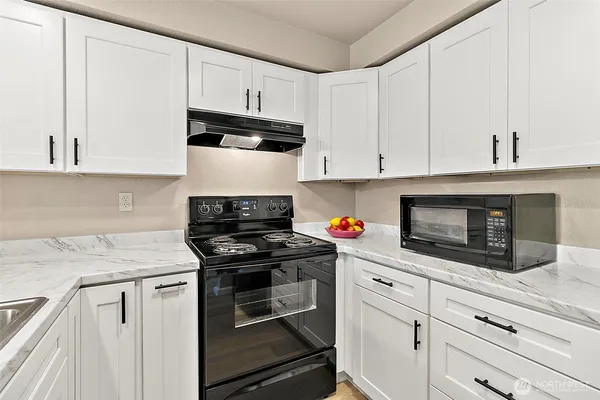 $329,000 | 31507 106th Place Southeast, Unit S105, Auburn, WA 98092
