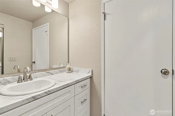 $329,000 | 31507 106th Place Southeast, Unit S105, Auburn, WA 98092