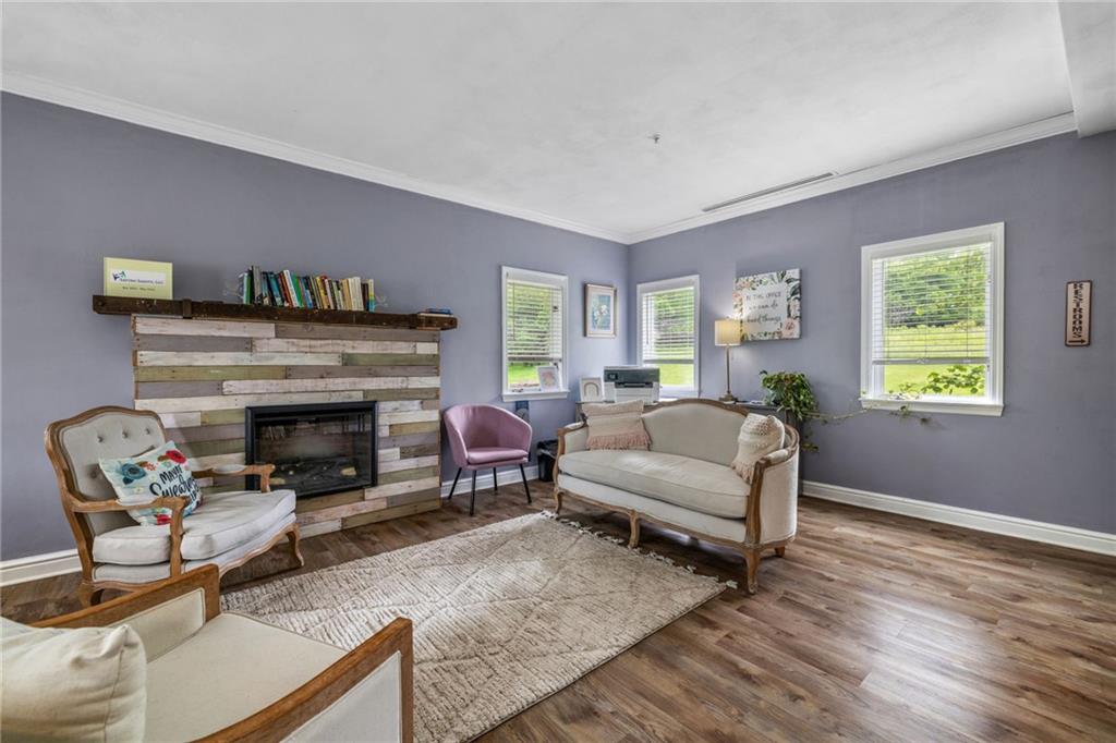 1841 Universal Road Pittsburgh, PA 15235 - Photo 13 of 39