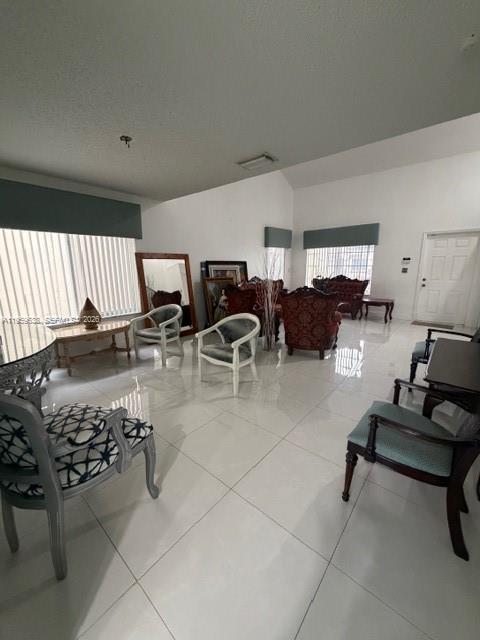 7332 Southwest 158th Avenue Miami, FL 33193 - Photo 3 of 11