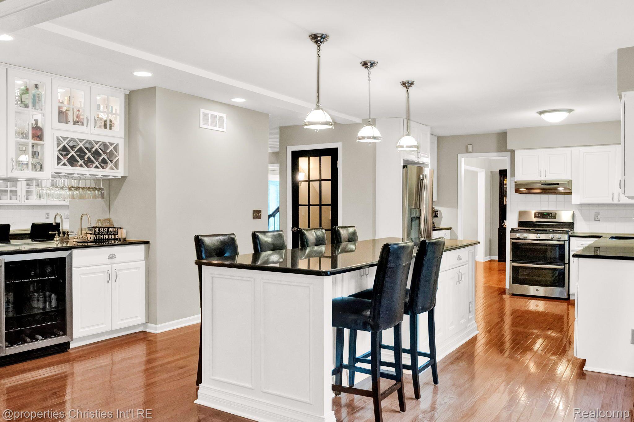 5760 Becker Drive Rochester, MI 48306 - Photo 13 of 35 Gallery Image 13