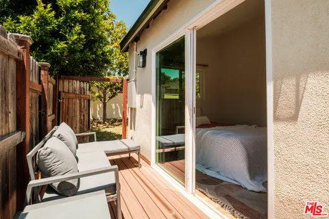 $1,499,000 | 3739 Virginia Road, Los Angeles, CA 90016