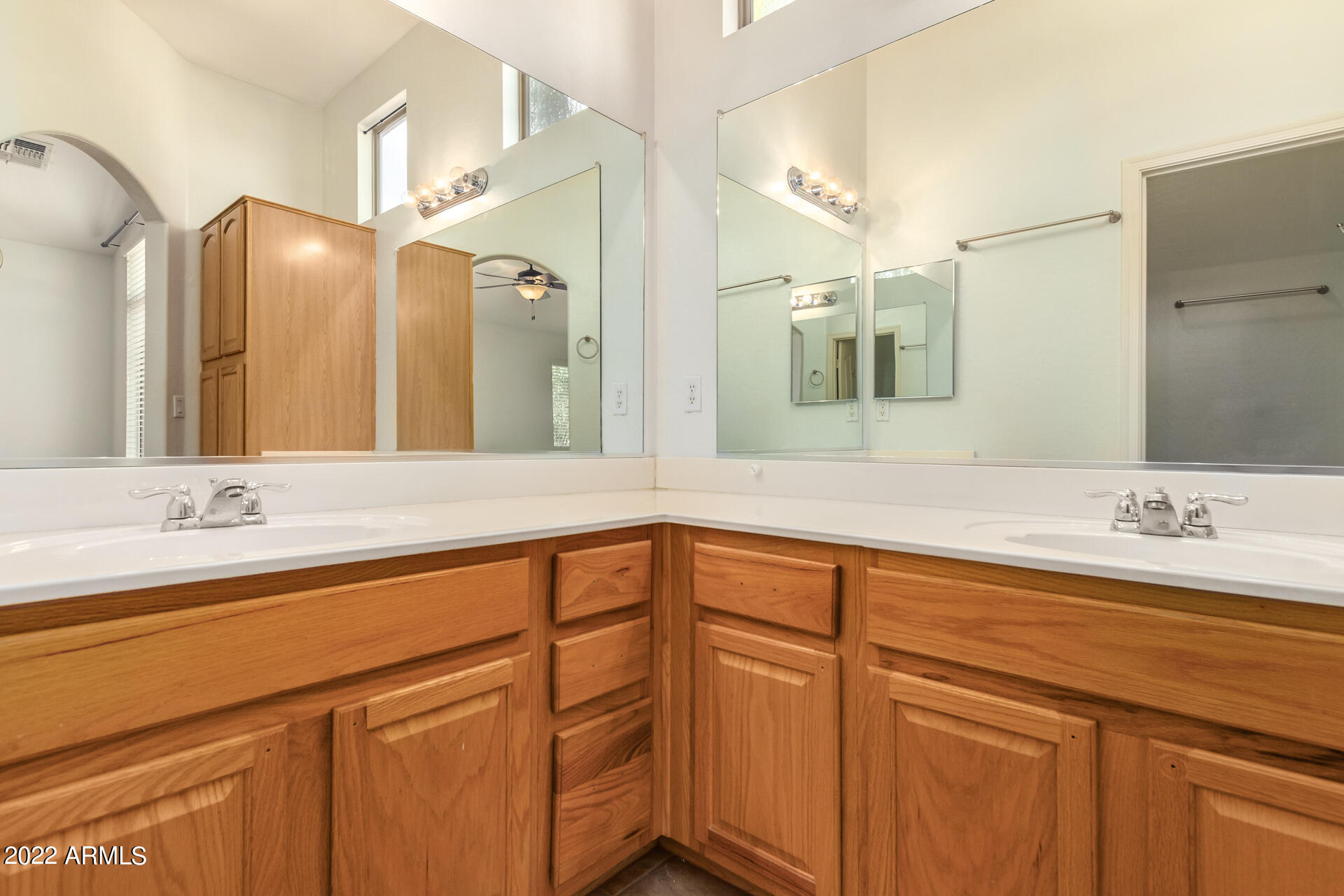 2024 South Baldwin, Unit 16 Mesa, AZ 85209 - Photo 21 of 34 20-Baldwin
