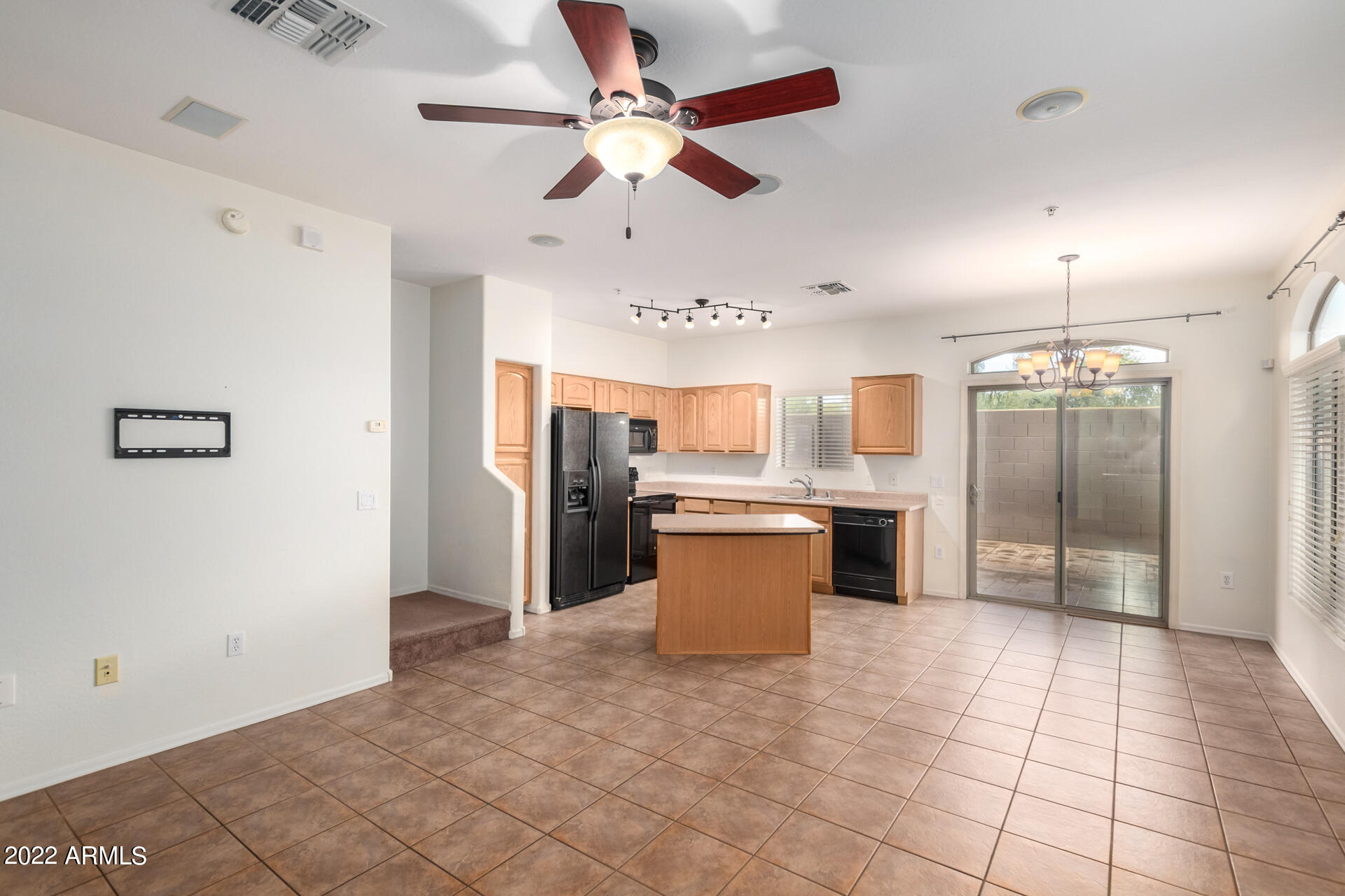 2024 South Baldwin, Unit 16 Mesa, AZ 85209 - Photo 5 of 34 04-Baldwin
