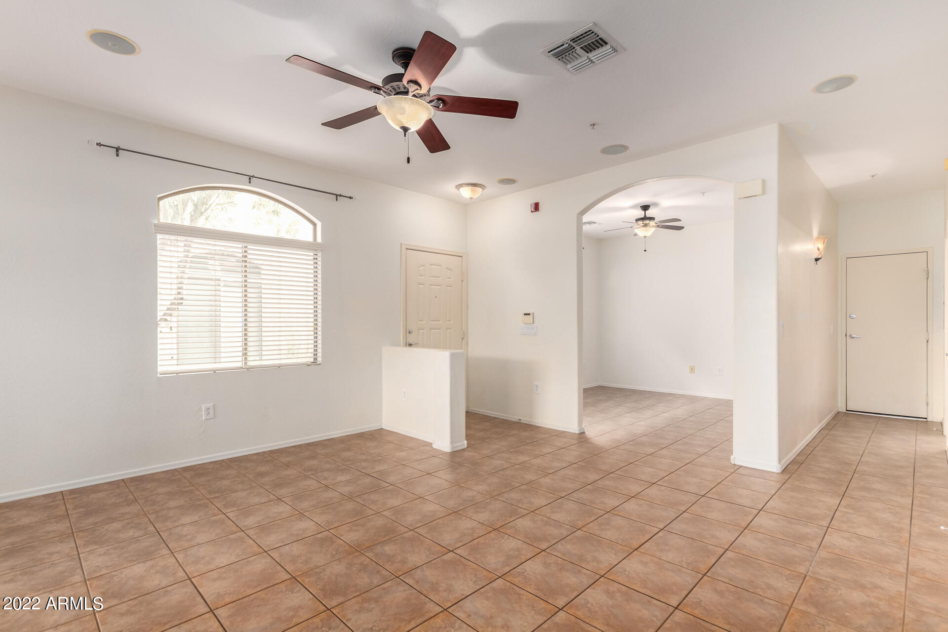 2024 South Baldwin, Unit 16 Mesa, AZ 85209 - Photo 7 of 34 06-Baldwin
