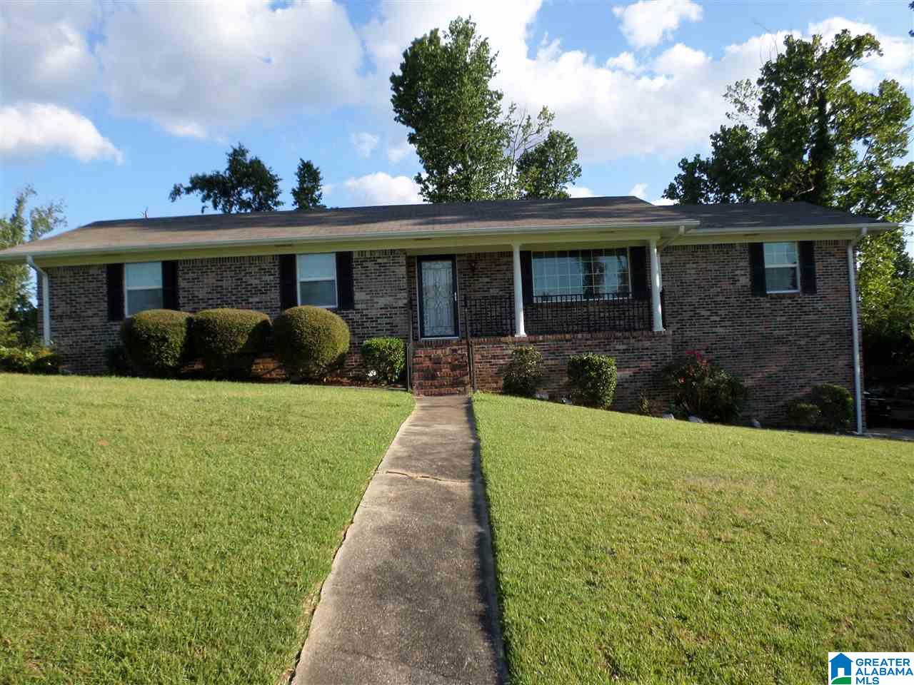 461 4th Place Pleasant Grove, AL 35127 - Photo 1 of 41