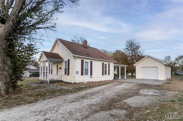 $83,500 | 713 Harrison Street, Jerseyville, IL 62052