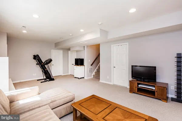 $950,000 | 3402 Deanwood Avenue, Ellicott City, MD 21043