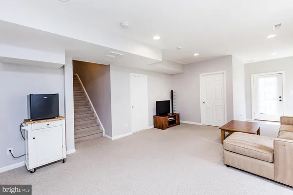 $950,000 | 3402 Deanwood Avenue, Ellicott City, MD 21043