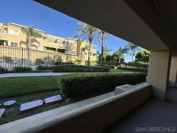 $4,000 | 404 North Horne Street, Unit D23, Oceanside, CA 92054