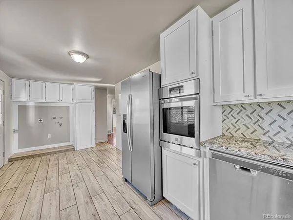 $3,100 | 10685 West 47th Avenue, Wheat Ridge, CO 80033