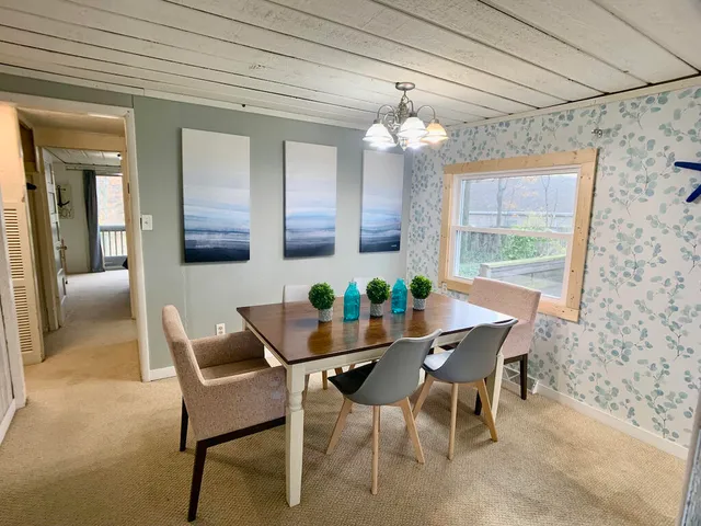 $1,500 | 5537 Lakeshore Avenue, Holland, MI 49424