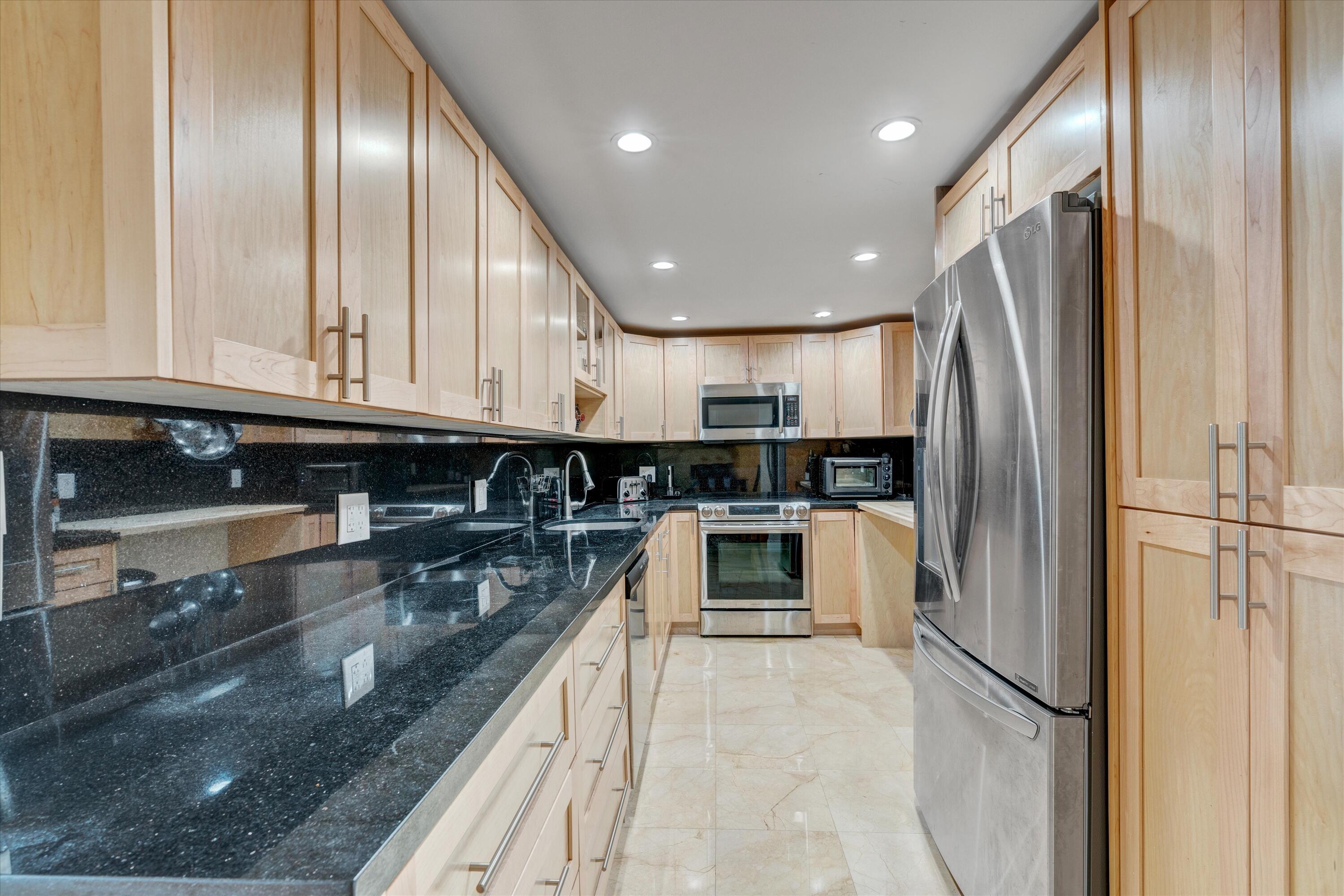 2851 South Ocean Boulevard, Unit 1A Boca Raton, FL 33432 - Photo 10 of 29 15-2851 S Ocean Blvd #1A Boca Raton, FL-