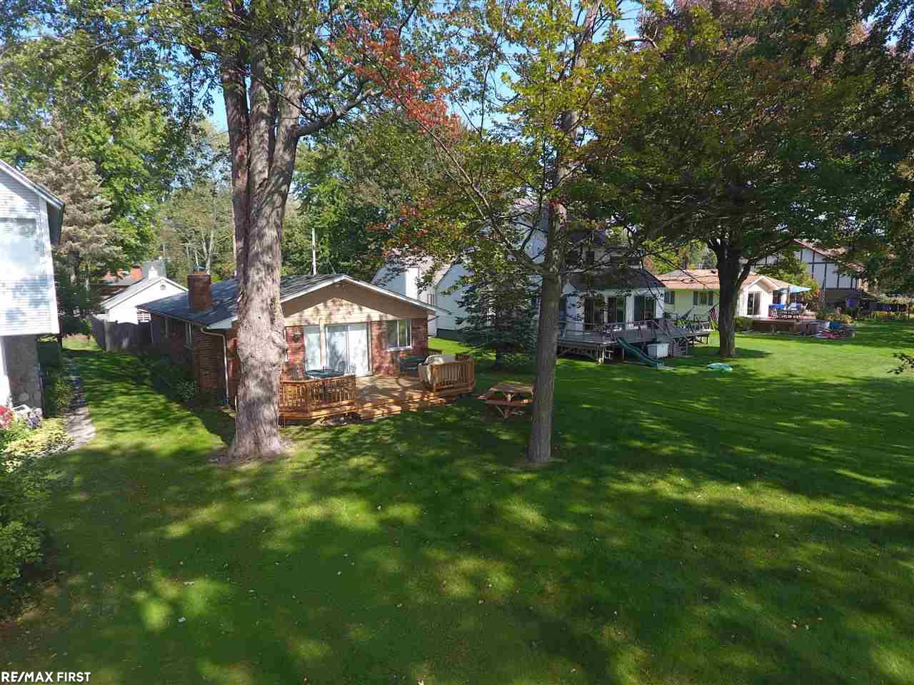 4575 Pointe Tremble Road Algonac, MI 48001 - Photo 16 of 58 50025015-15.JPG