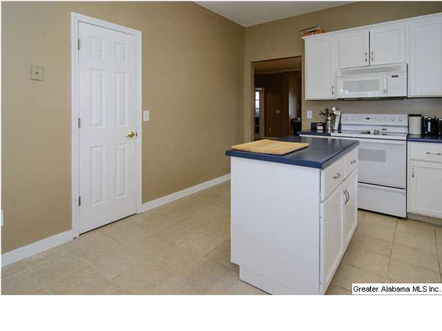 113 Canyon Place Pelham, AL 35124 - Photo 16 of 32