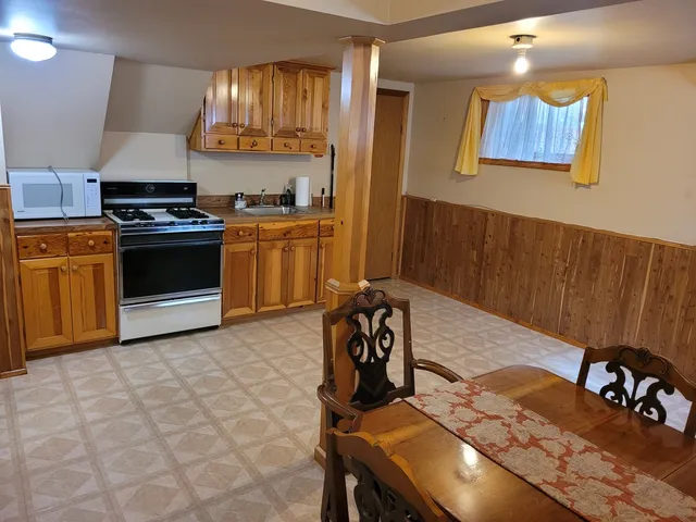 $479,000 | 10025 South 87th Avenue, Palos Hills, IL 60465