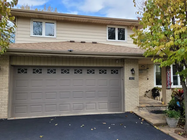 $479,000 | 10025 South 87th Avenue, Palos Hills, IL 60465