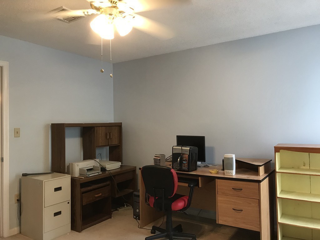 11 Castlegate Drive, Unit B Springfield, MA 01129 - Photo 19 of 28 Gallery Image 19