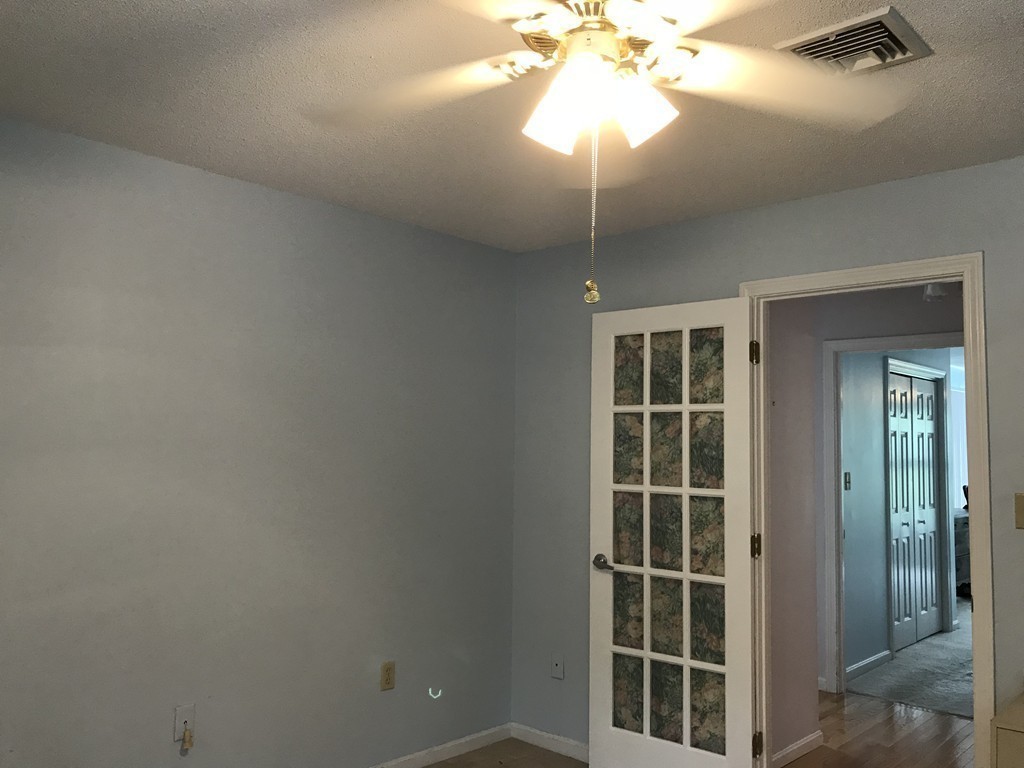 11 Castlegate Drive, Unit B Springfield, MA 01129 - Photo 9 of 28 Gallery Image 9