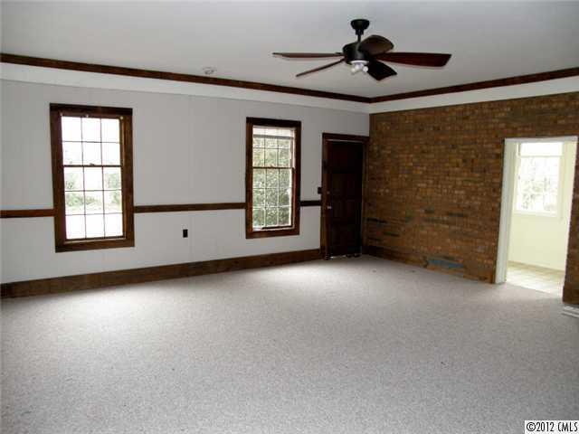 965 Hart Road Woodleaf, NC 27054 - Photo 4 of 16