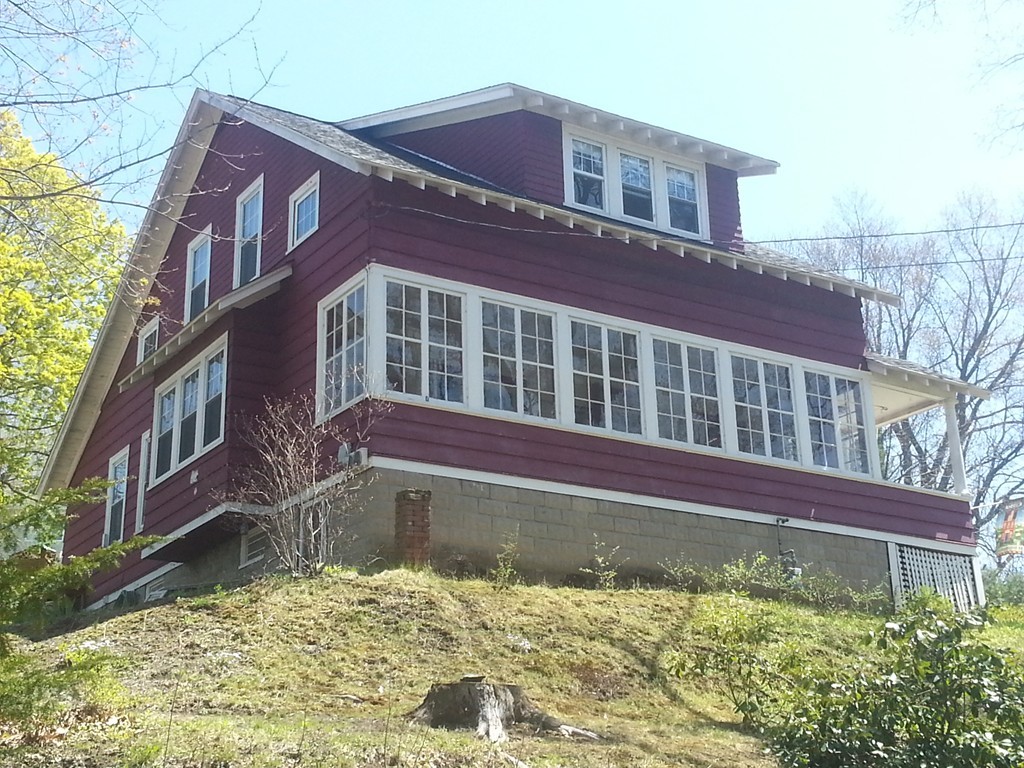 Gallery Image 1