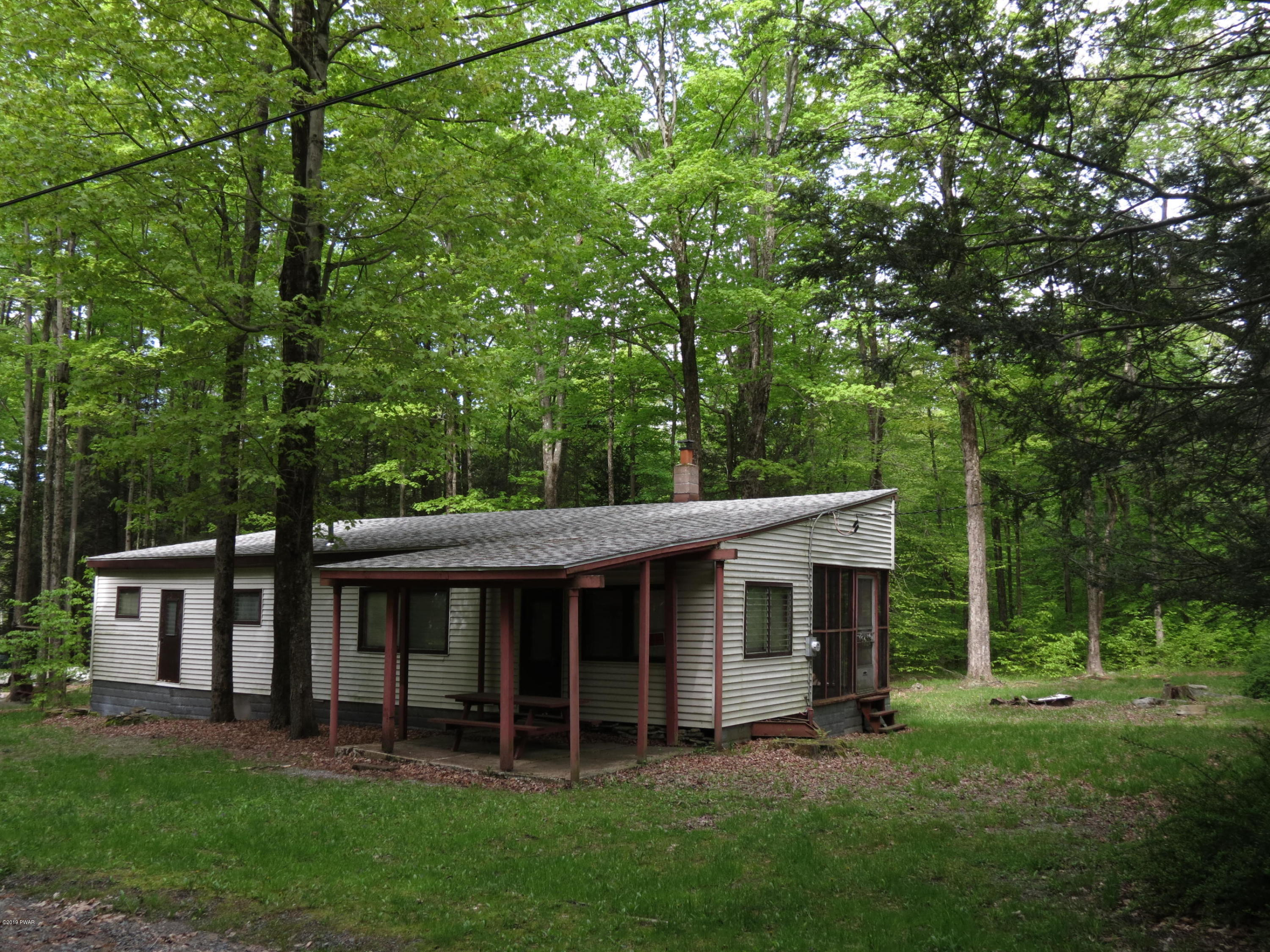 22 Misery Road Canadensis, PA 18325 - Photo 3 of 23