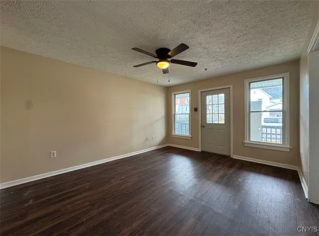 $1,150 | 254 Apt 2 E Main Street, Watertown, NY 13601