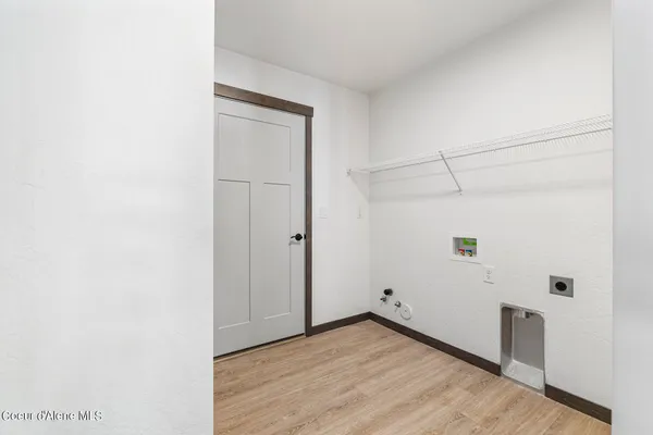 $399,900 | 2 East Valley Street South, Oldtown, ID 83822