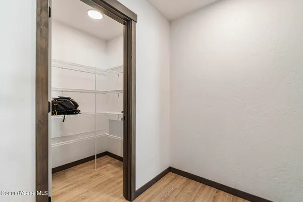 $399,900 | 2 East Valley Street South, Oldtown, ID 83822