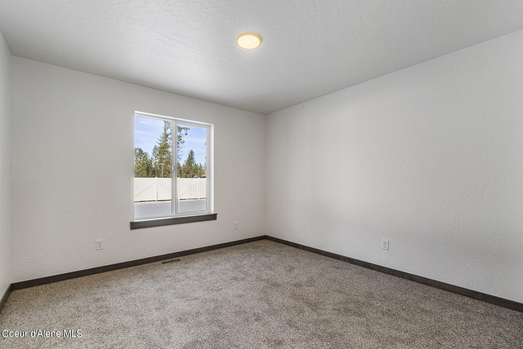 2 East Valley Street South Oldtown, ID 83822 - Photo 4 of 17 9115-Disc-Ave-2632