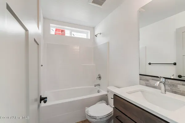 $399,900 | 2 East Valley Street South, Oldtown, ID 83822