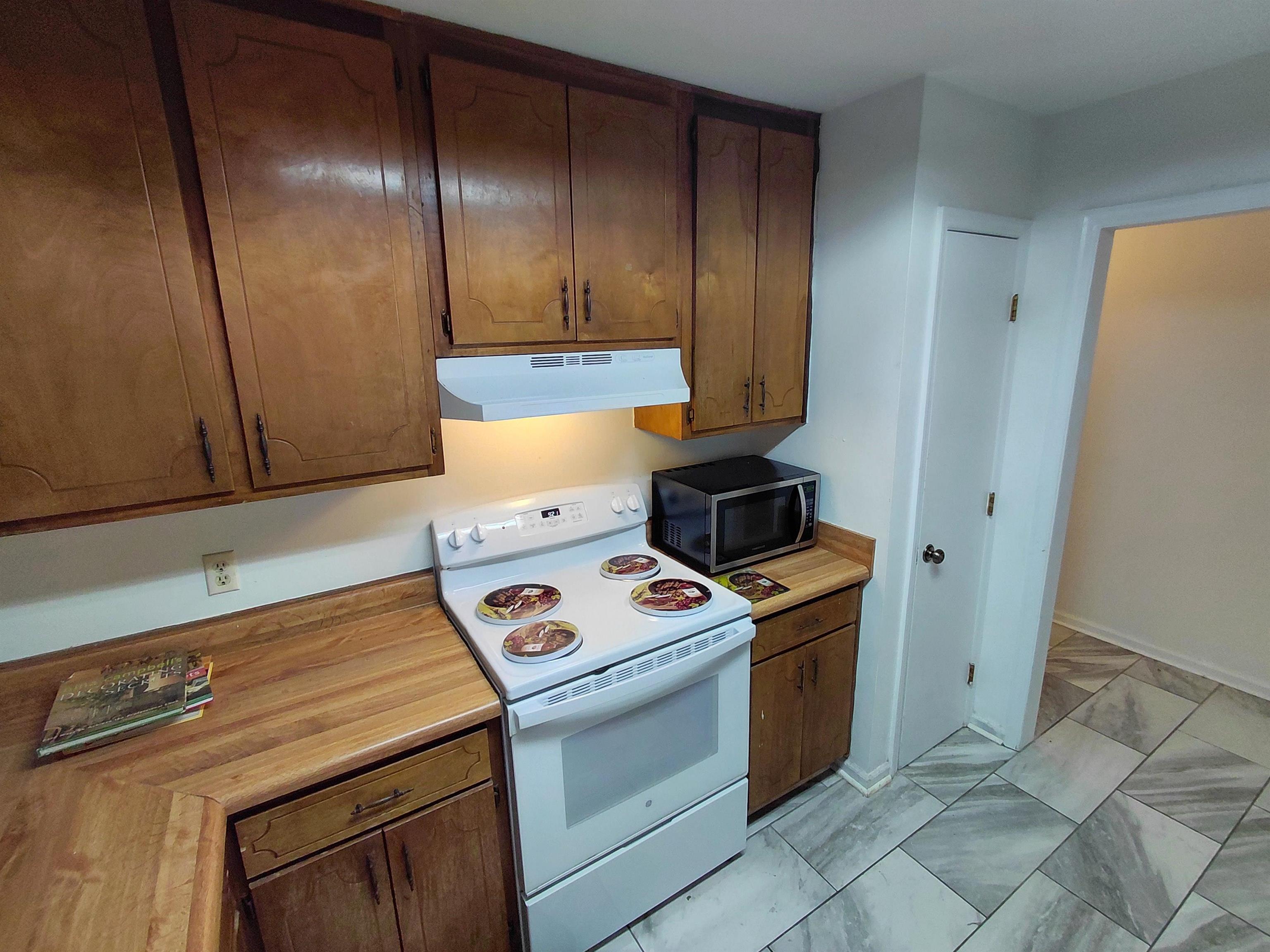 1853 Meriadoc Road Tallahassee, FL 32303 - Photo 4 of 12 Gallery Image 4