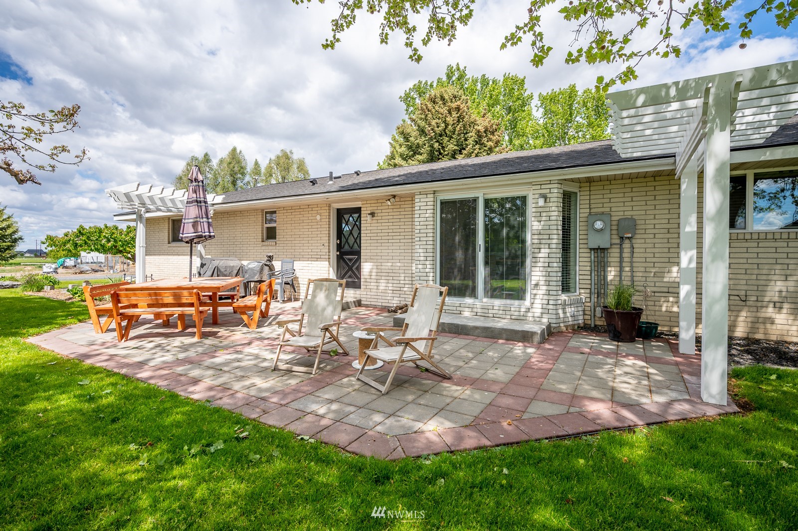 2272 Hamilton Road Northeast Moses Lake, WA 98837 - Photo 8 of 40 Gallery Image 8