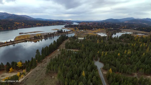 $249,900 | 127 Lions Road, Priest River, ID 83856