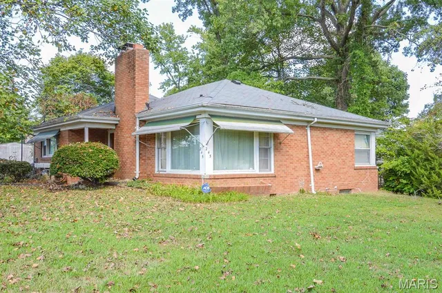 $10,000 | 245 Oliver Lee Drive, Belleville, IL 62223