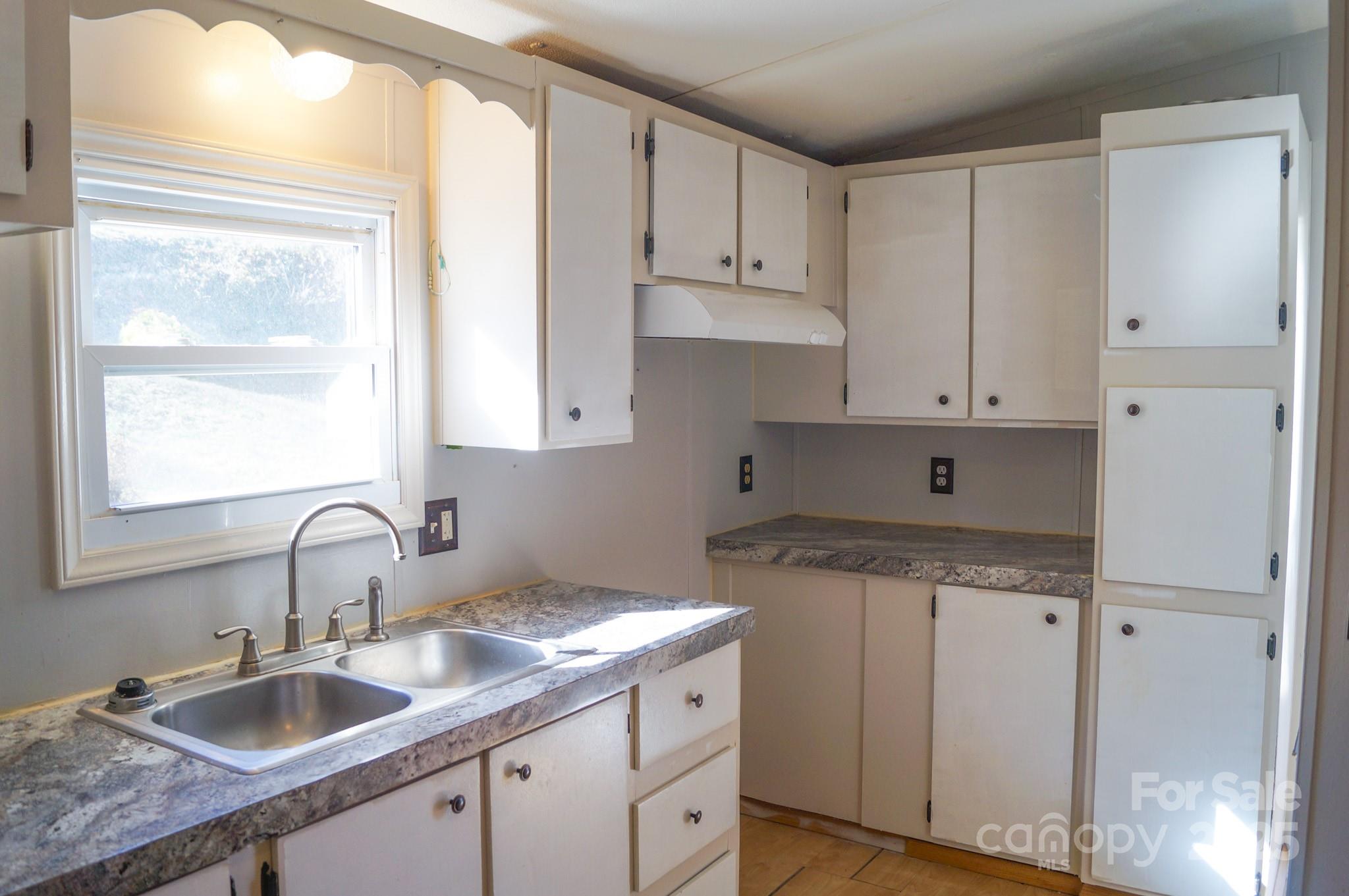 105 Lane Street Morganton, NC 28655 - Photo 9 of 19