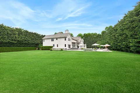 137 Mill Creek Close, Water Mill, NY 11976