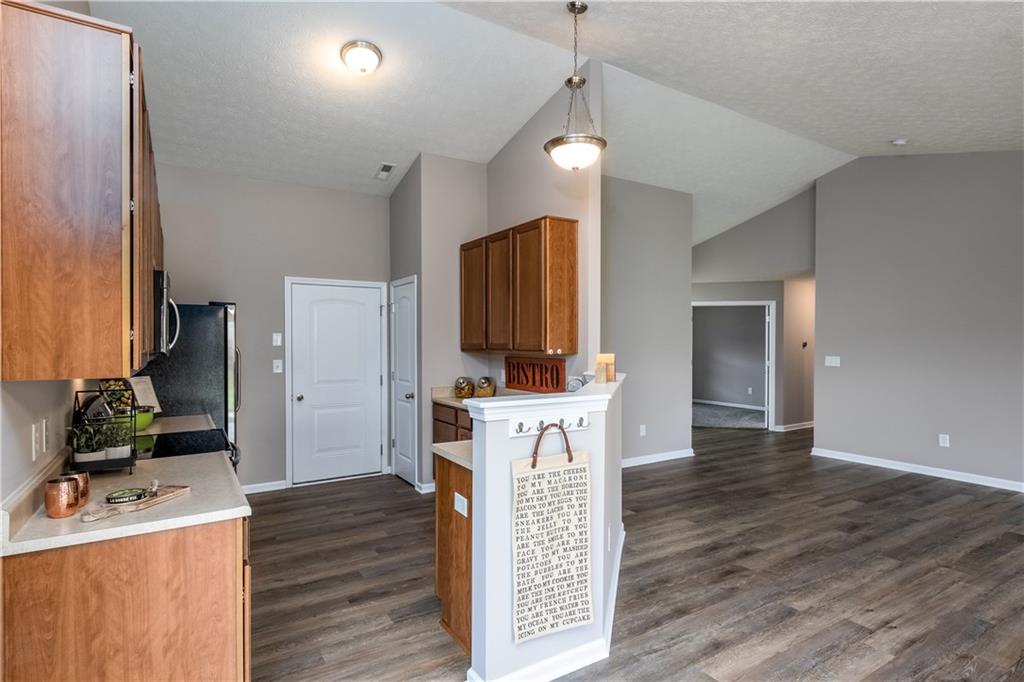 15902 Plains Road Noblesville, IN 46062 - Photo 5 of 26 Gallery Image 5